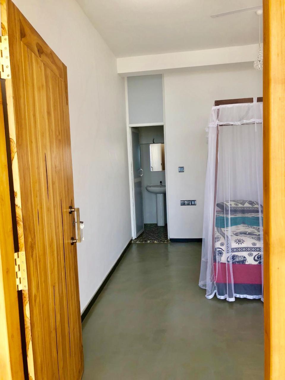 Coppenrath Hostel Тангалла Экстерьер фото