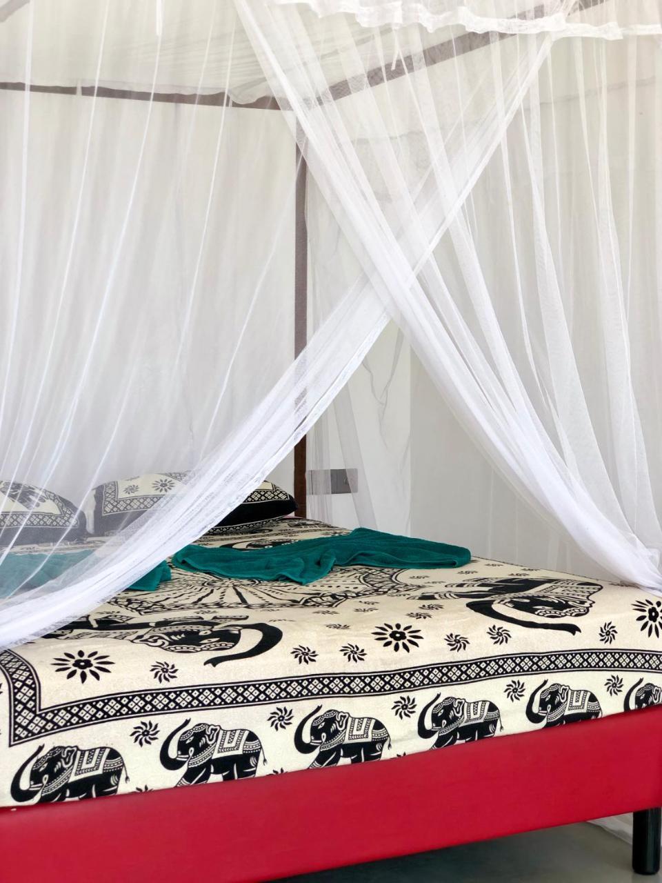 Coppenrath Hostel Тангалла Экстерьер фото