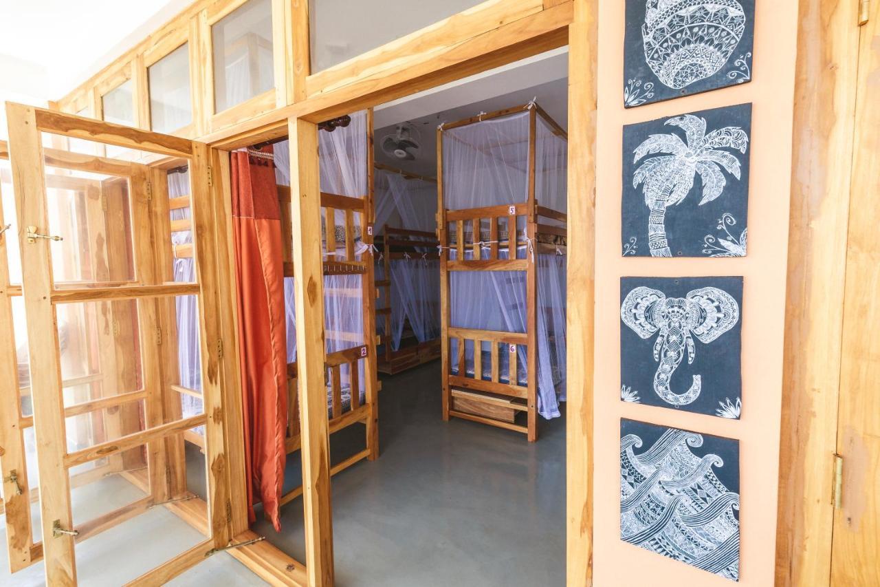 Coppenrath Hostel Тангалла Экстерьер фото