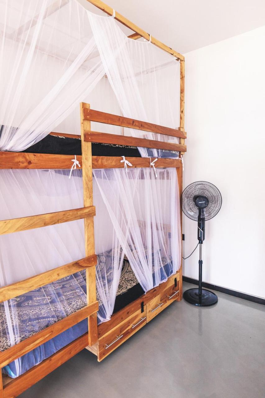 Coppenrath Hostel Тангалла Экстерьер фото