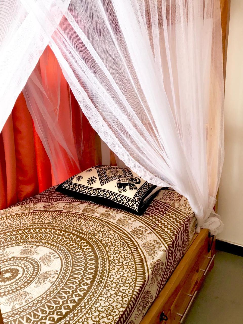 Coppenrath Hostel Тангалла Экстерьер фото
