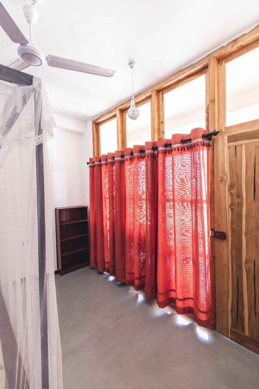Coppenrath Hostel Тангалла Экстерьер фото